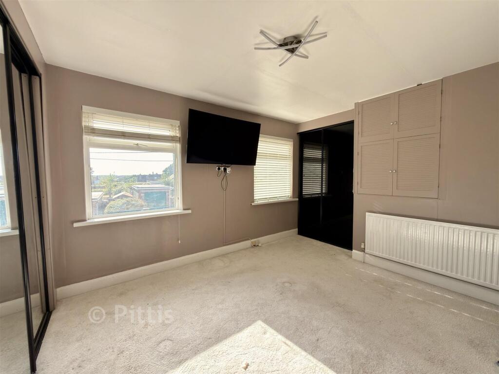 House in Ryde, St Helens - View 4