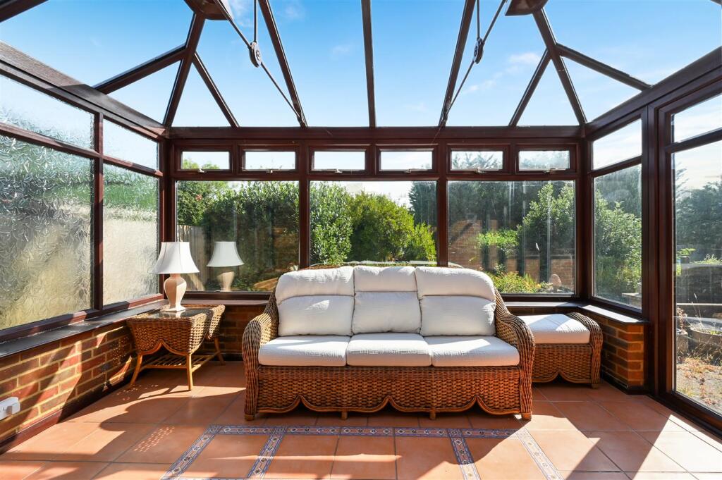 House in Reigate and Banstead, Surrey - View 3