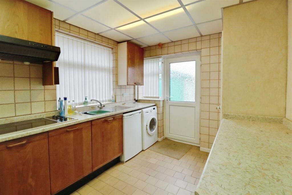 House in Crewe, Cheshire East - View 5
