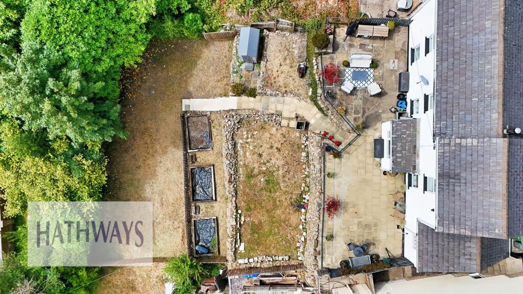 House in Newport - View 5