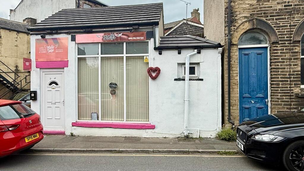 Main image of property: Oldfield Lane, Heckmondwike, WF16 0JH