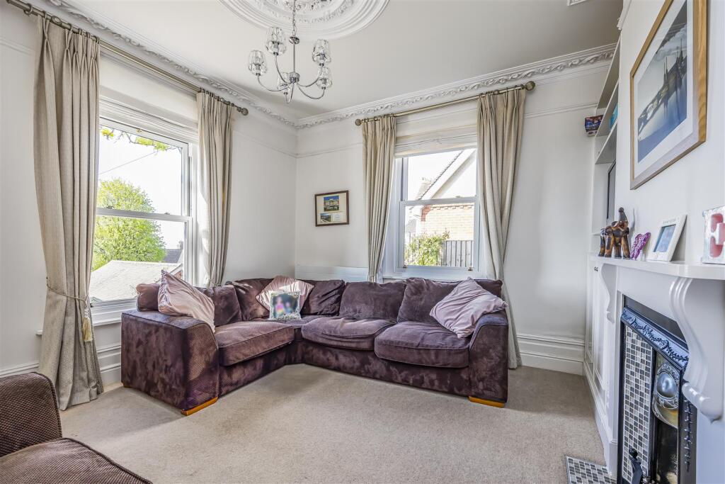 House in Portsmouth, Drayton - View 5