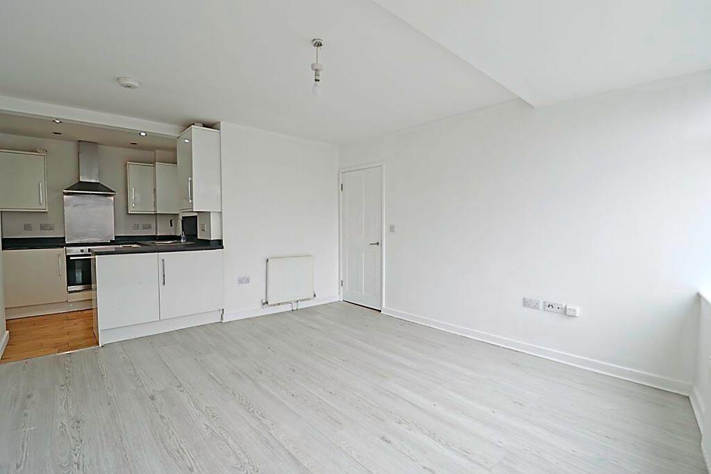 Main image of property: London Road, Westcliff-On-Sea
