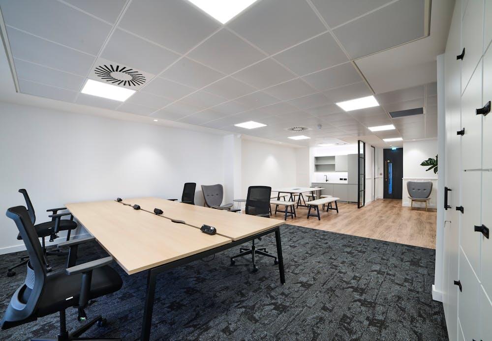 Fitted office space 2.jpg
