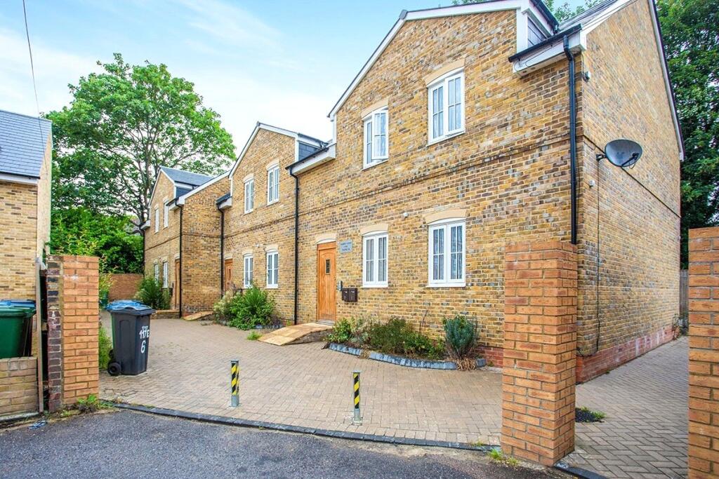 Main image of property: St. Albans Road, Watford, Hertfordshire, WD17