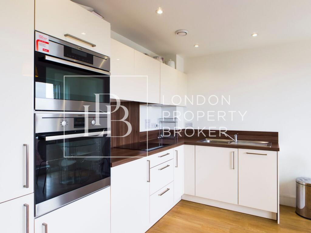 Main image of property: Ivy Point, Hannaford Walk, Bromley By Bow, E3