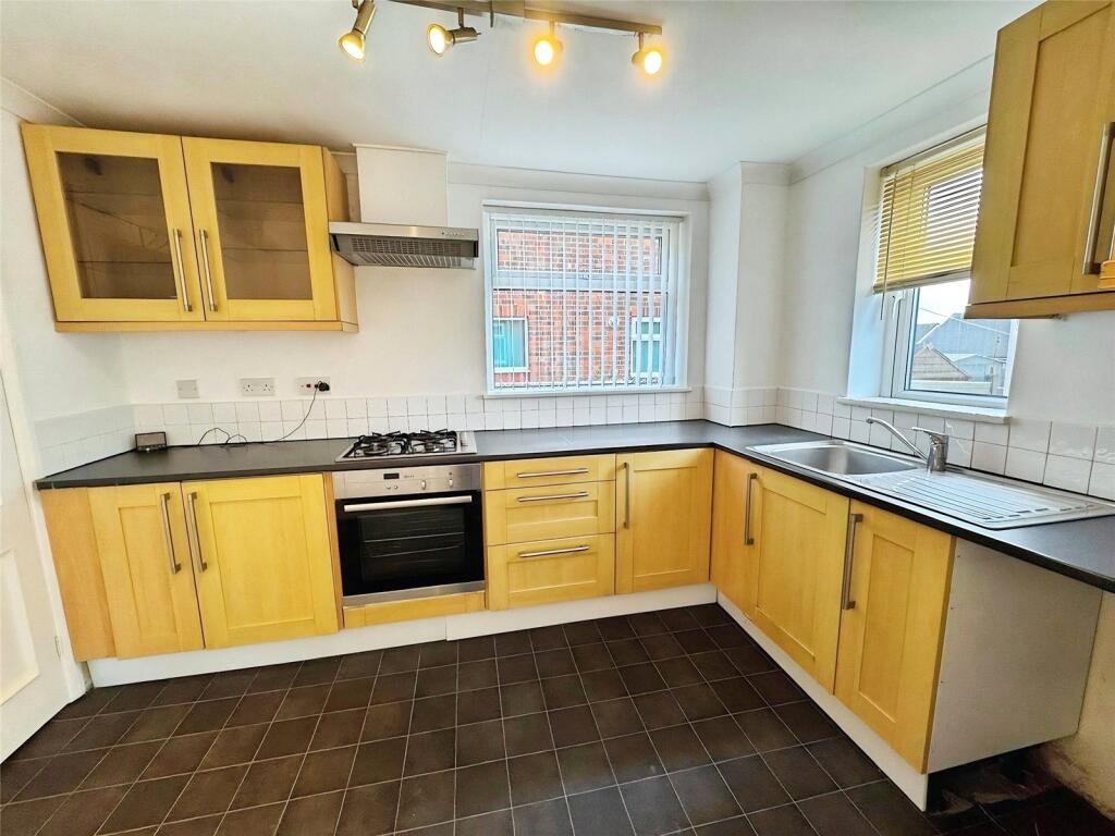 House in Nottingham, Bestwood Park Estate - View 4