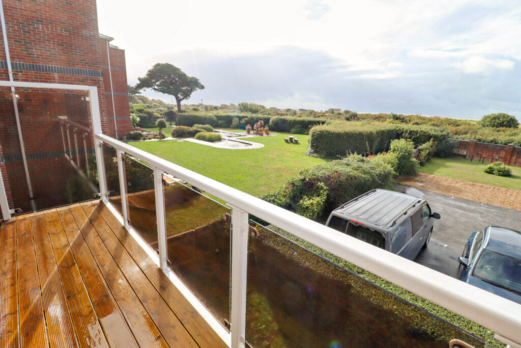 Seafront, Hayling Island photo 4