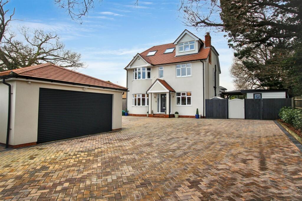 Main image of property: Long Lane, Tilehurst, Reading