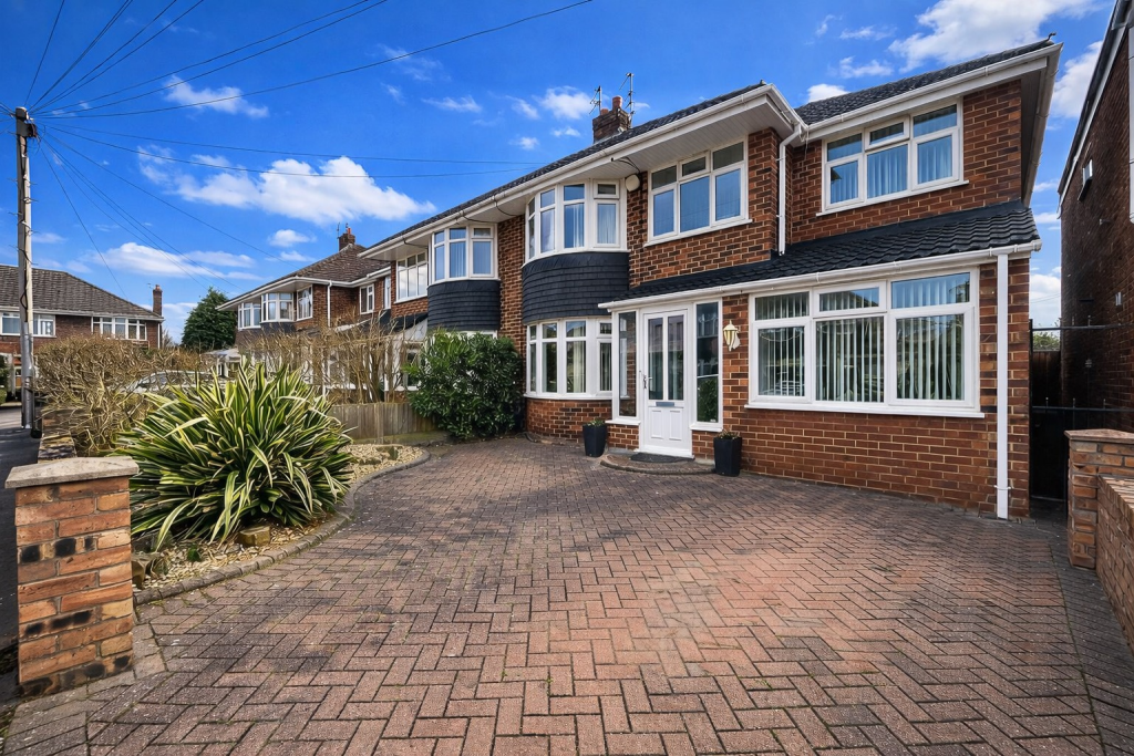 Main image of property: Keswick Close, Liverpool, Merseyside, L31 9BS