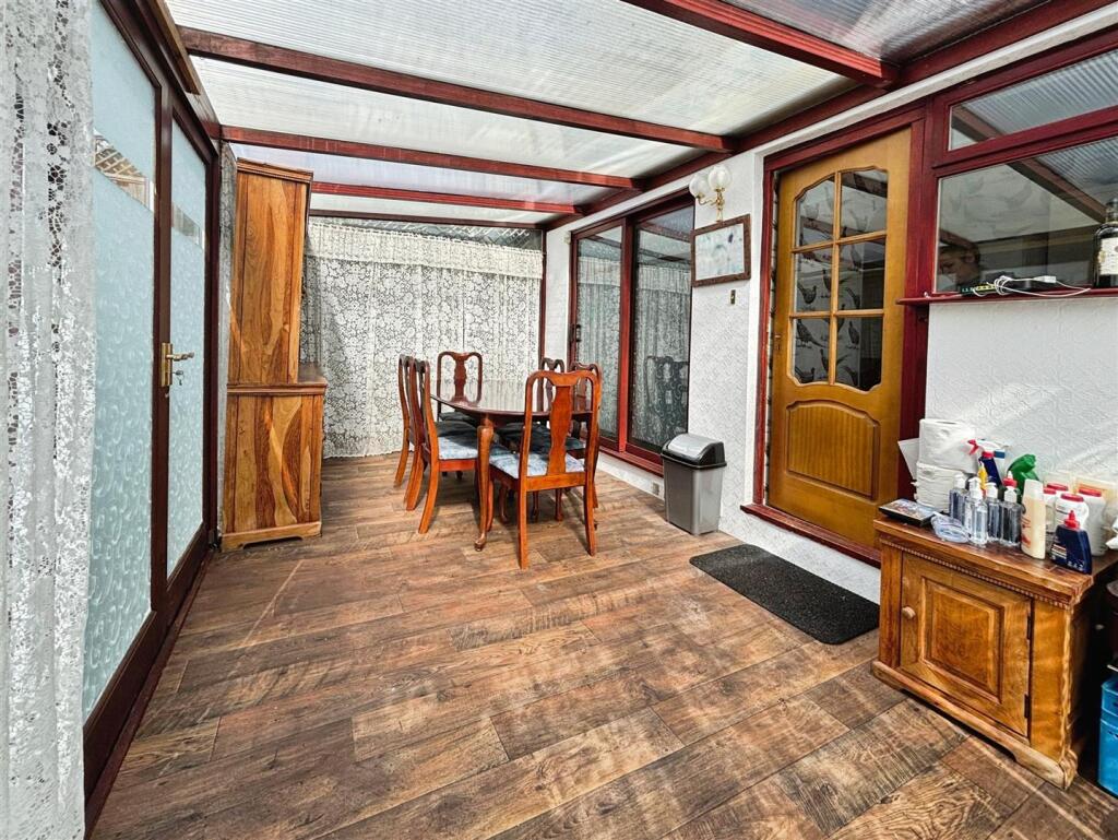 Additional image 8 of Reevy Avenue, Bradford, BD6 3EQ