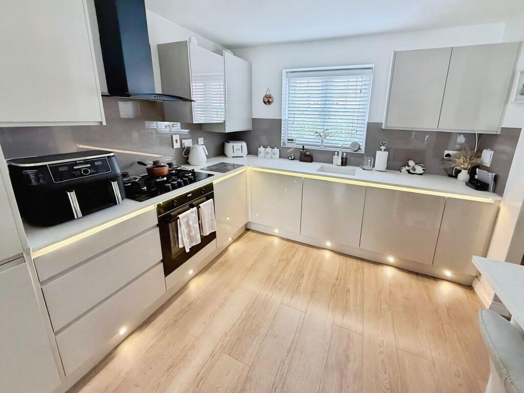 House in Telford, Donnington, Donnington and Muxton - View 3