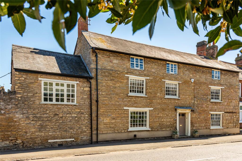 Main image of property: Dartmouth Road, Olney, Buckinghamshire, MK46
