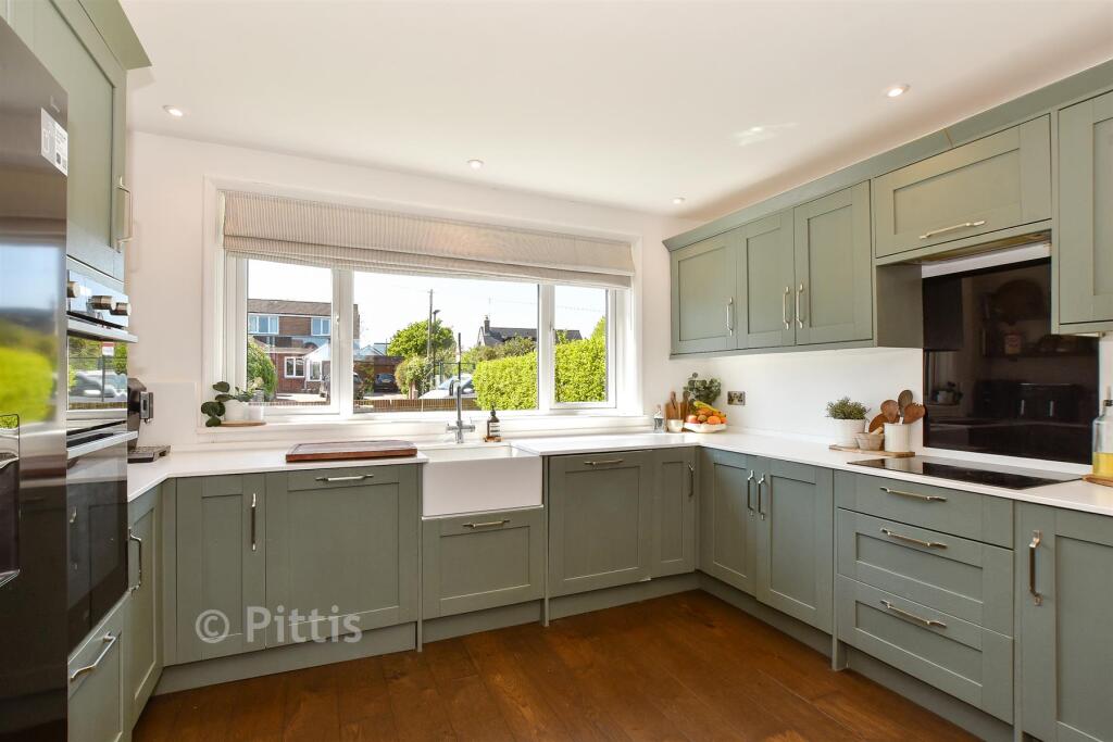 House in Ryde, Swanmore - View 3