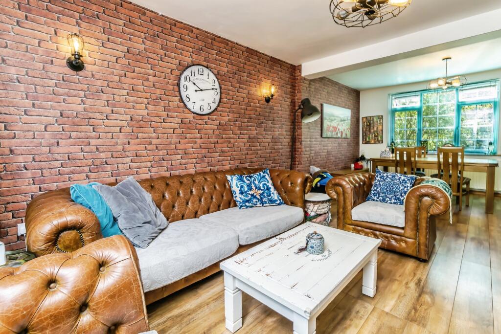 House in Orpington, Scadbury, St Paul's Cray - View 5