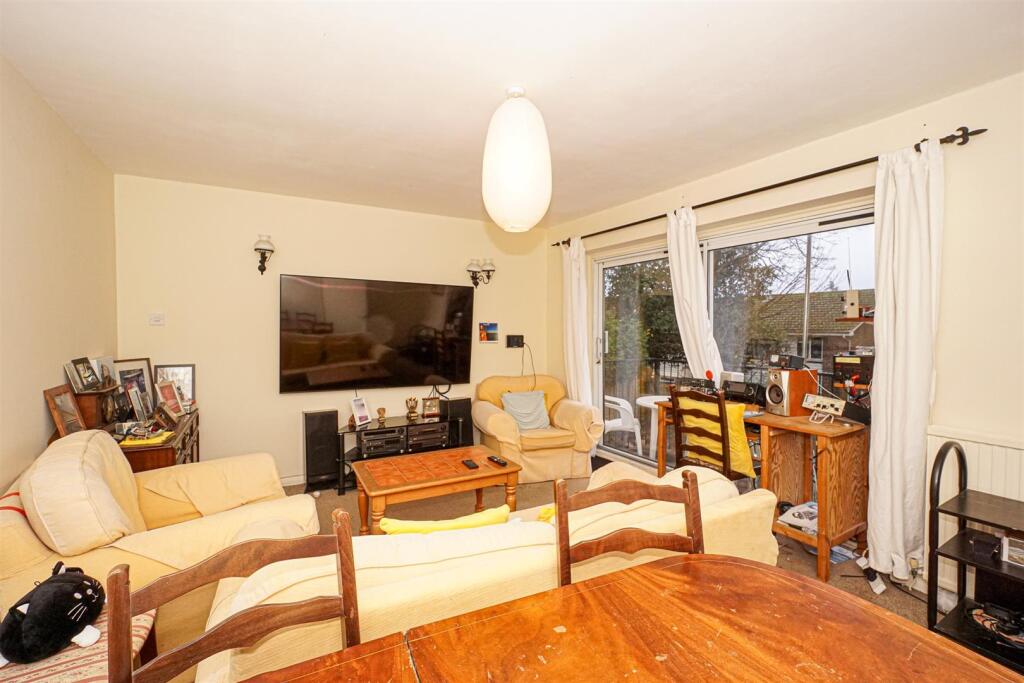 House in Tonbridge - View 4