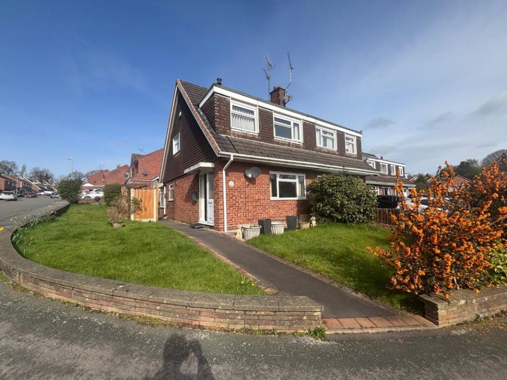 Main image of property: 12 Oakhill Close, Tean, Stoke-on-Trent, Staffordshire, ST10 4JP