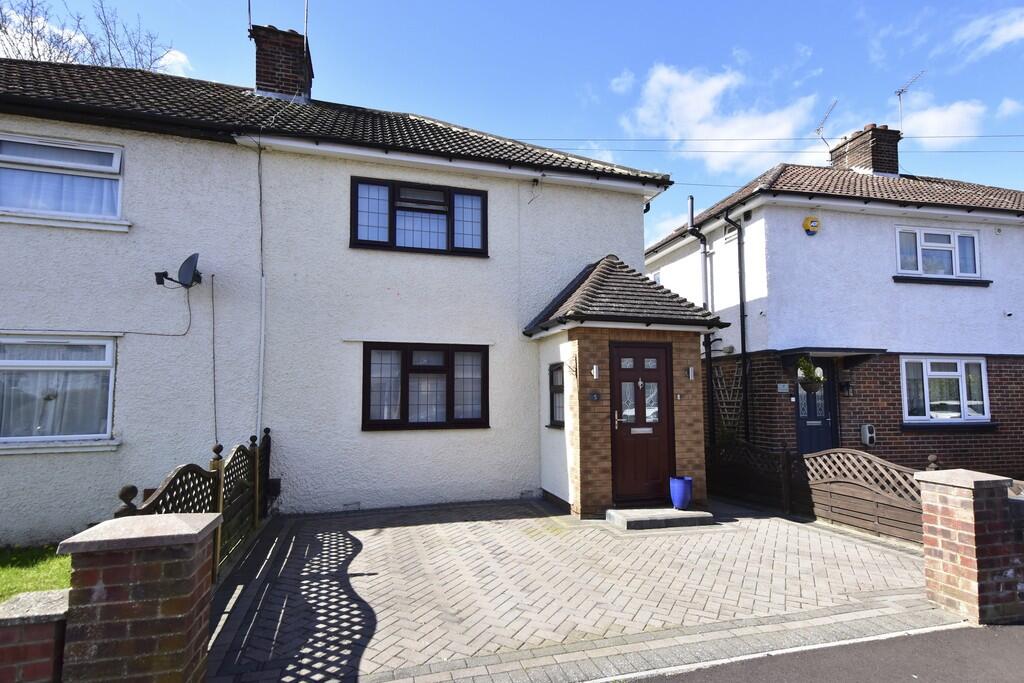 Main image of property: Comyne Road, Watford