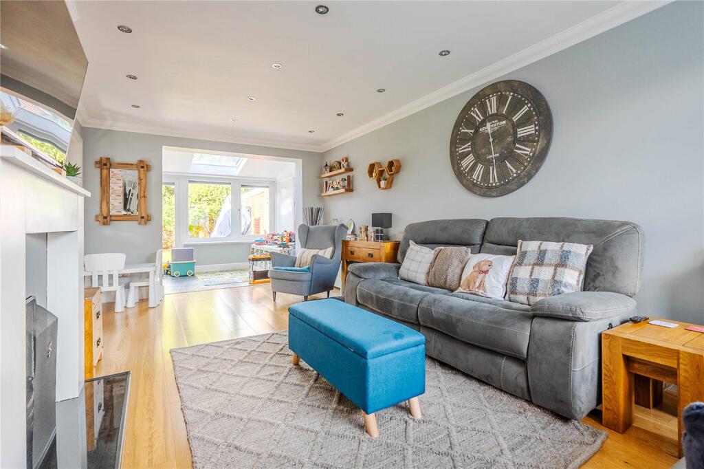 4-bed detached on Millbank, Leighton Buzzard, Bedfordshire, LU7, £475,000