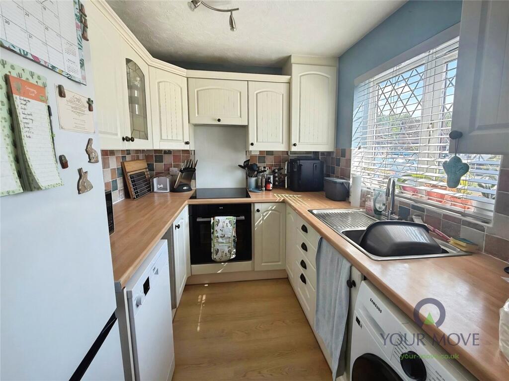House in Havant, Waterlooville - View 4
