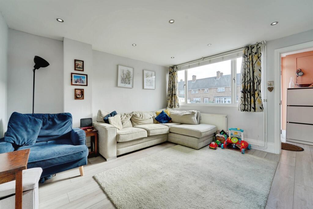 House in Wootton, Bedford - More