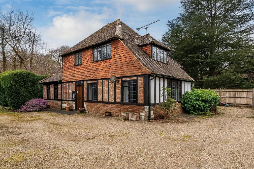 Main image of property: Kent Hatch Road, Limpsfield Chart,