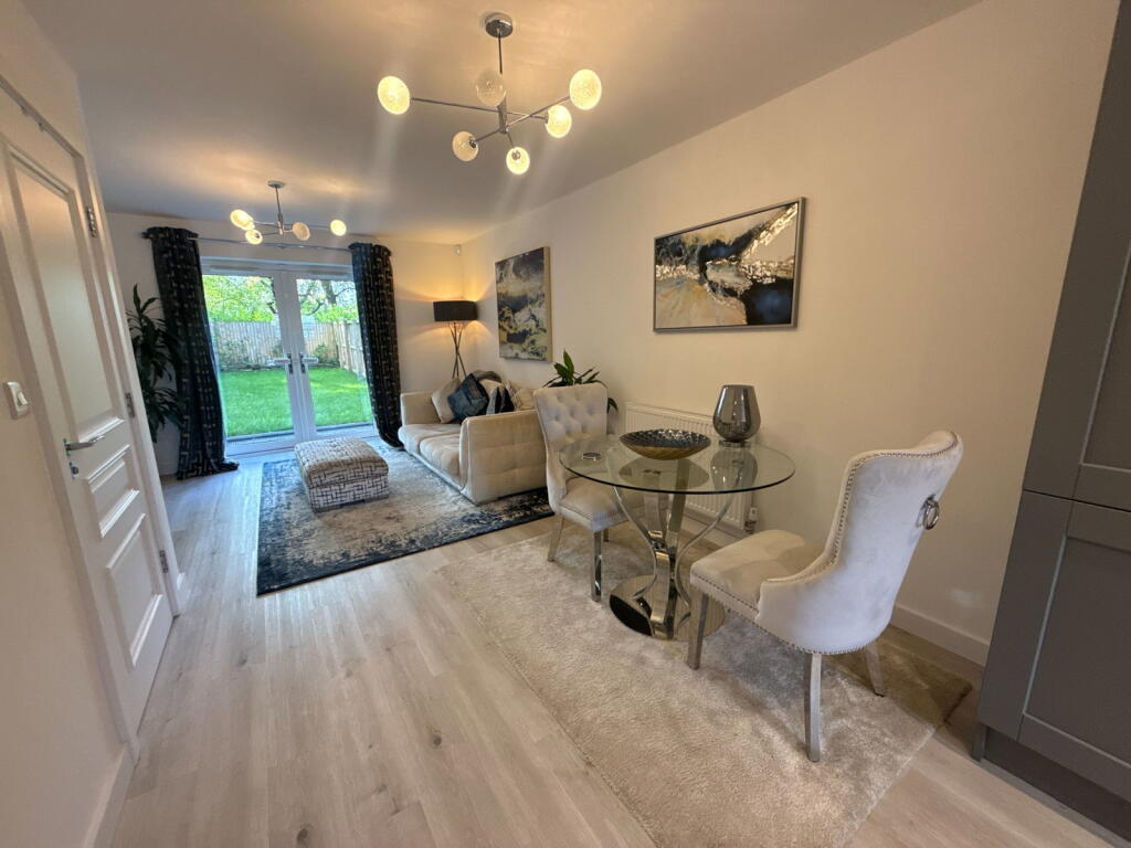 House in Stockport, Greater Manchester - View 5