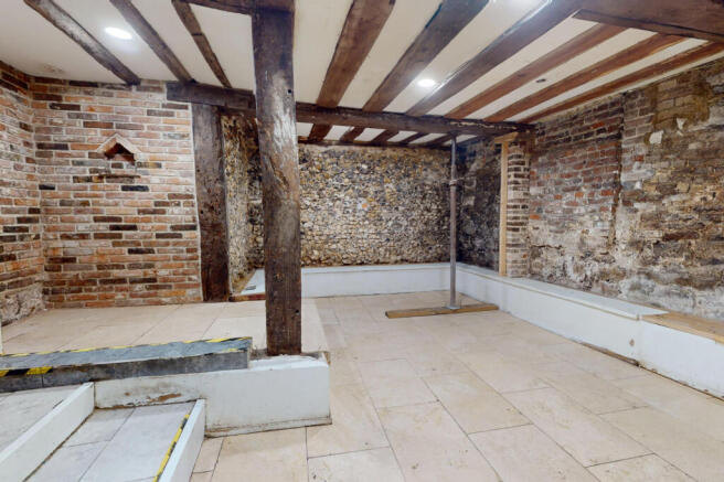 CELLAR / STORE