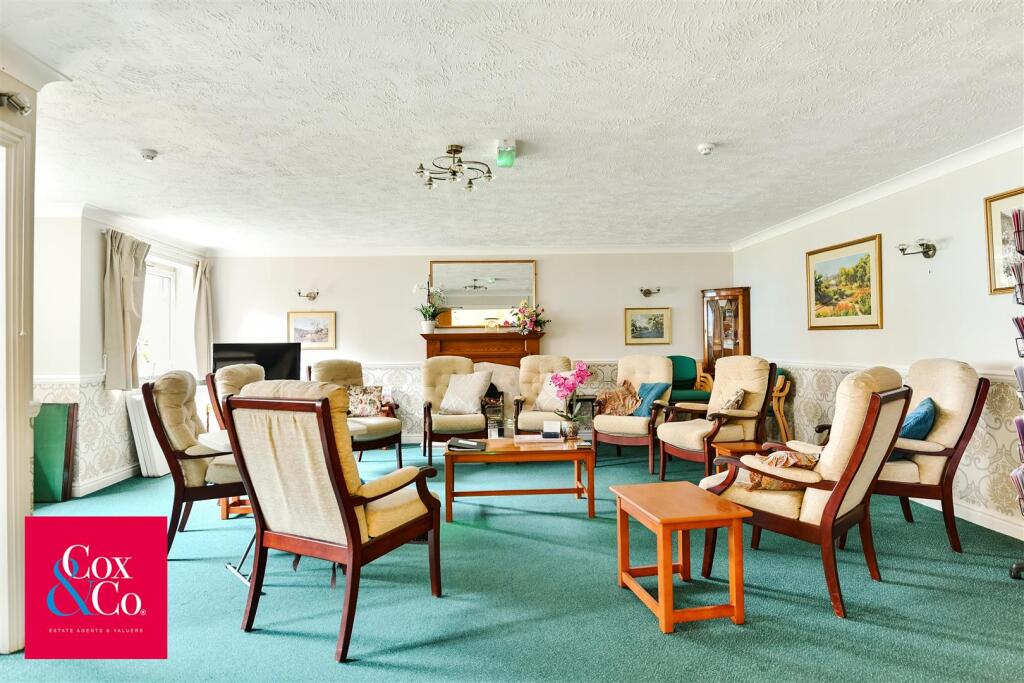 Amber Court, Holland Road, Hove photo 4