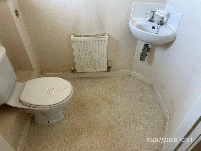 House in Glasgow, East Renfrewshire - More