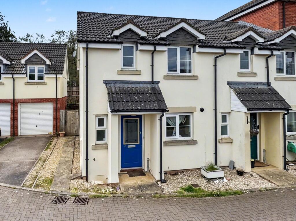 Main image of property: The Deanes, Tiverton, EX16