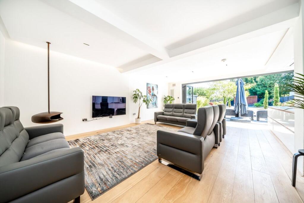 House in London - View 4