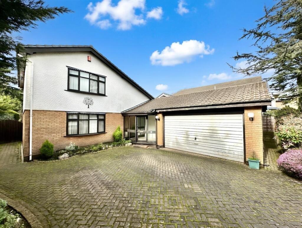 Ten Acre Drive, Whitefield, Manchester photo 2