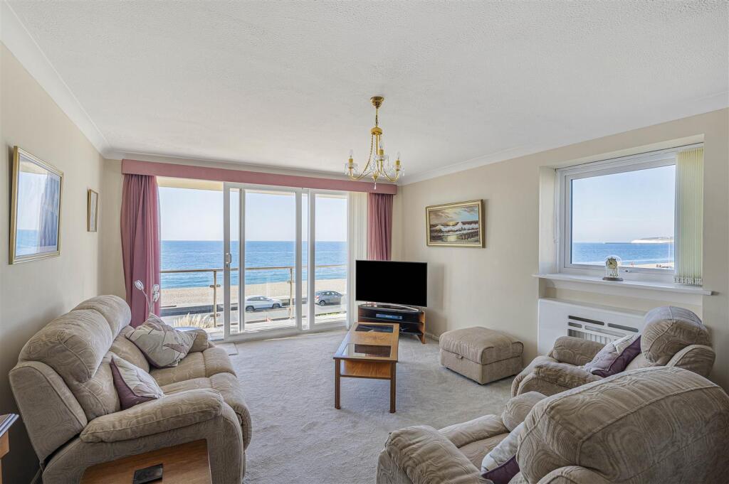 Esplanade, Seaford photo 5