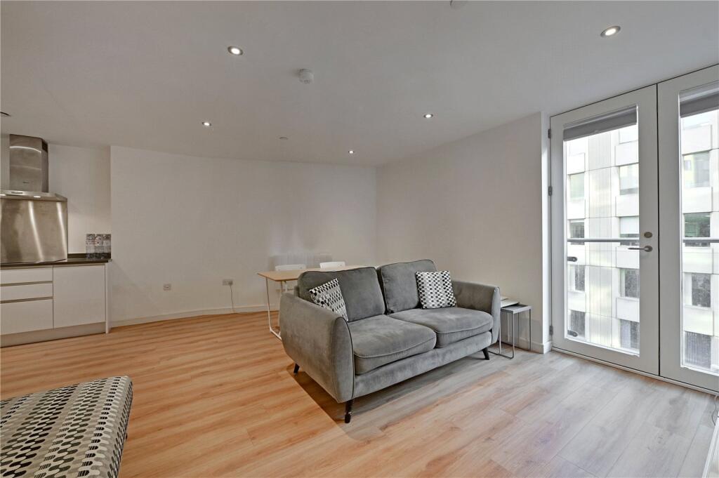 Main image of property: Lewins Mead, Bristol, Somerset, BS1