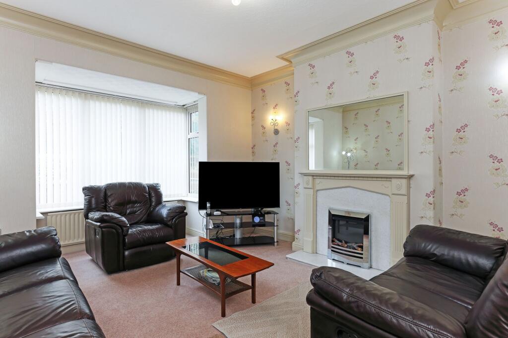 Aberford Road, Wakefield, WF1 photo 3