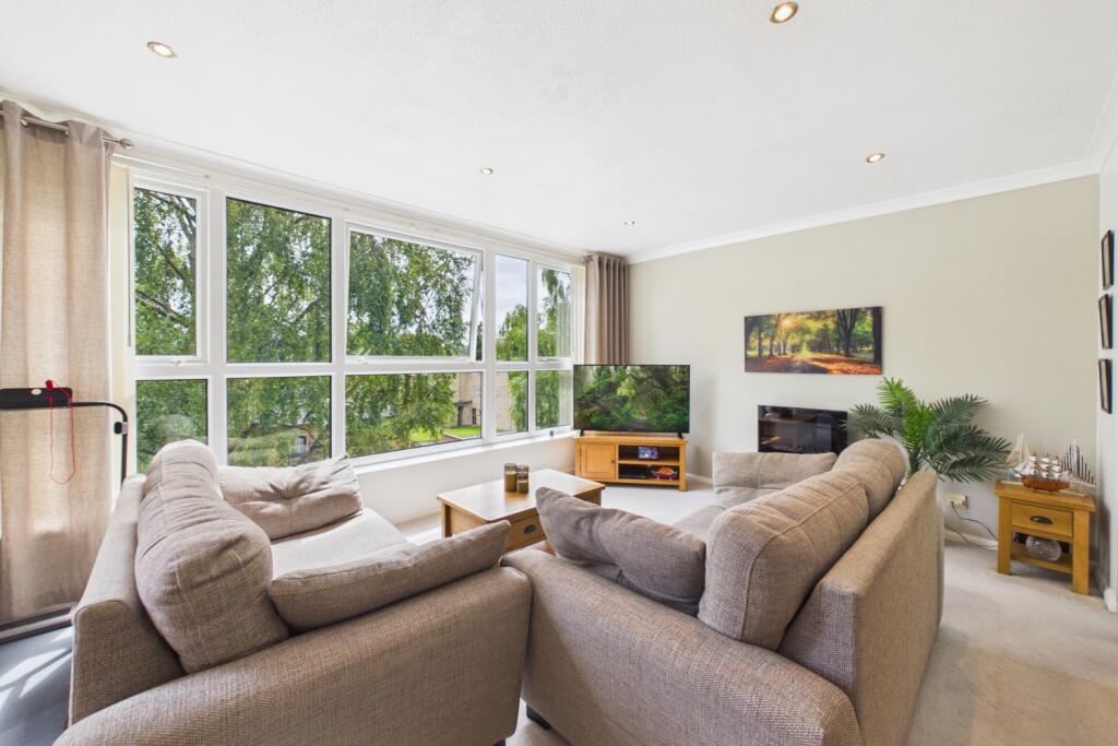 Apartment in Sheffield, South Yorkshire - View 4