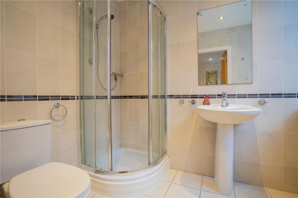 Apartment in Leicester - More