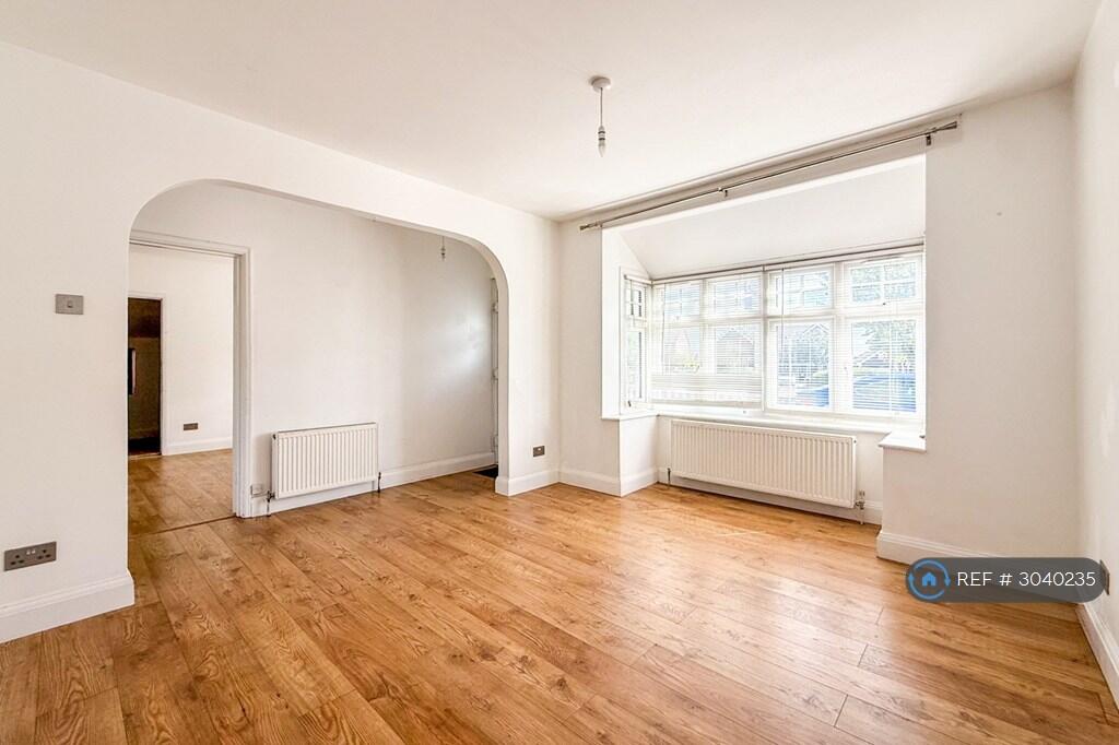 House in Brighton - View 3