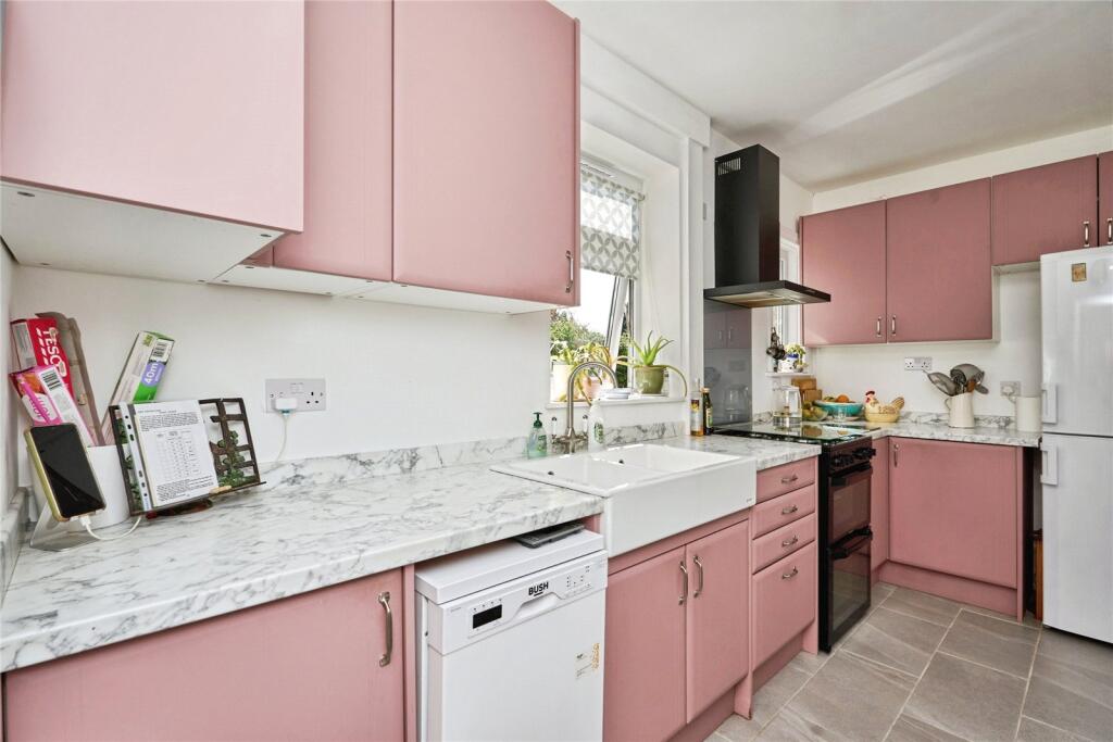 House in Portsmouth - View 5