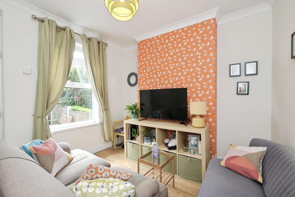 Derwent Terrace, Nottingham, NG5 - View 2