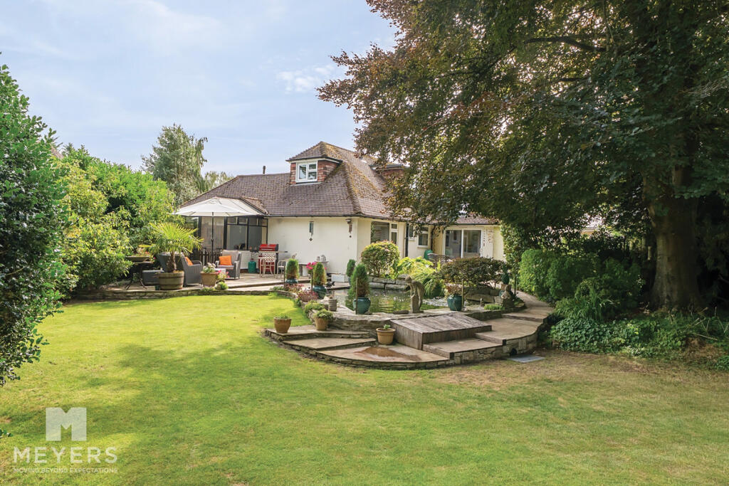 House in West Parley, Dorset - View 2