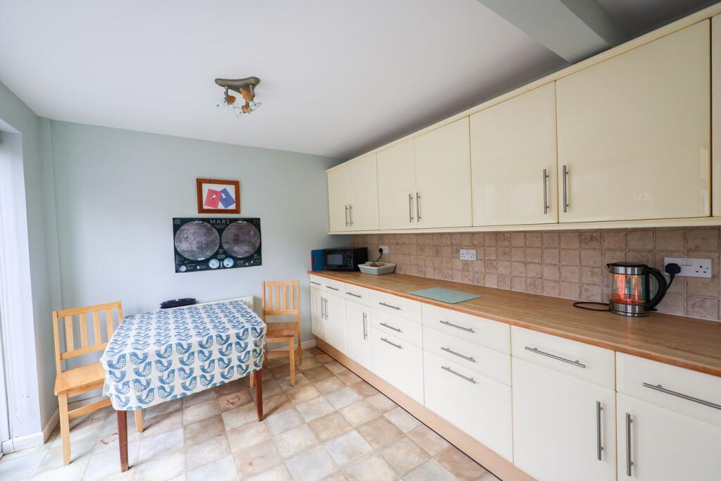 Meadway, St Austell, PL25 photo 4