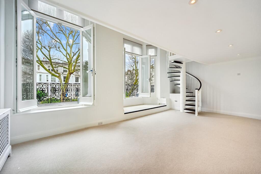 Main image of property: Vicarage Gate, London
