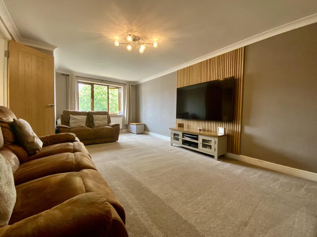 Additional image 3 of Hartlebury Close, Redditch, B98