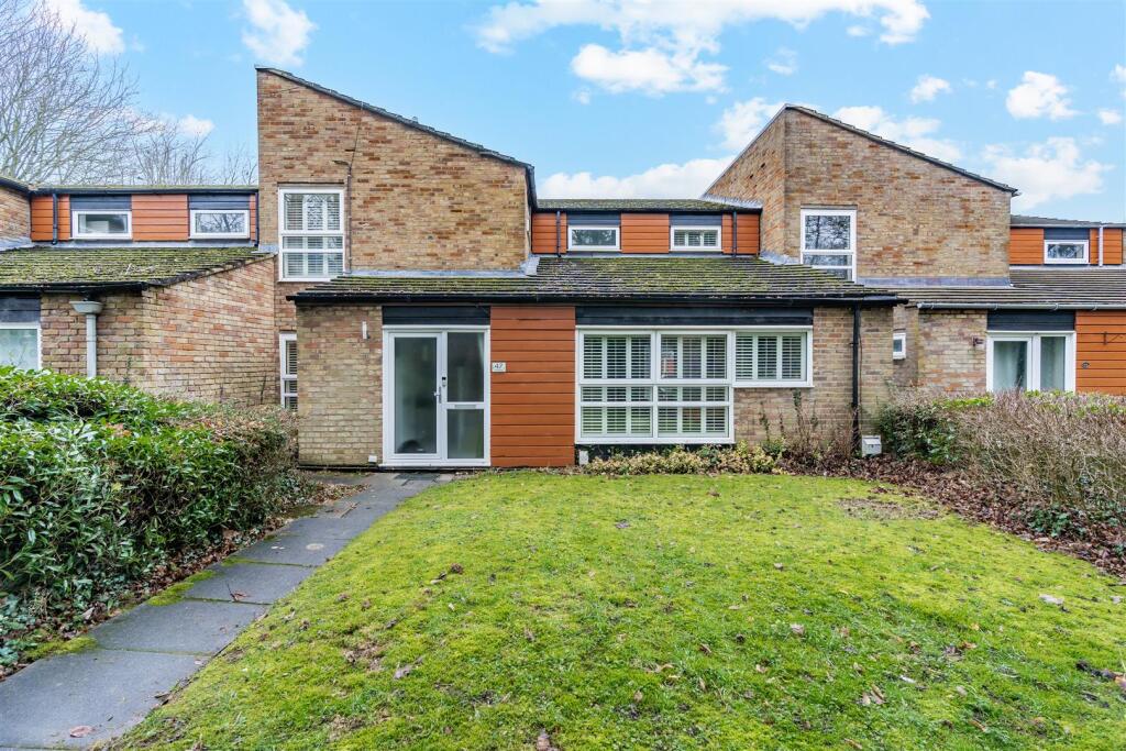 Main image of property: Lambardes, New Ash Green