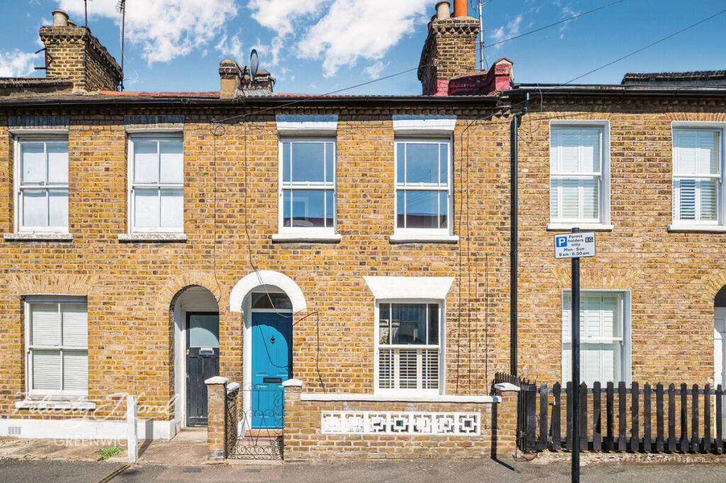 House in London, Blackheath Royal Standard, East Greenwich - View 2