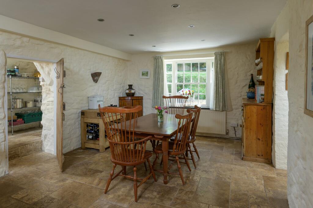 Kent Road, Congresbury, BS49 photo 4