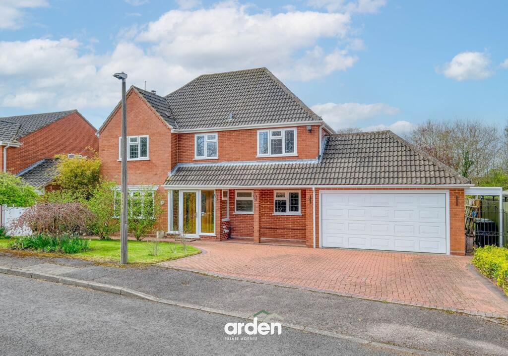 Main image of property: Longhope Close, Redditch, B98