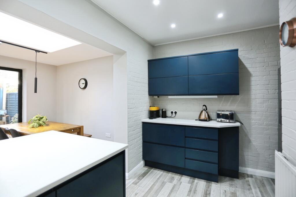 Shrapnel Road, London, SE9 photo 3